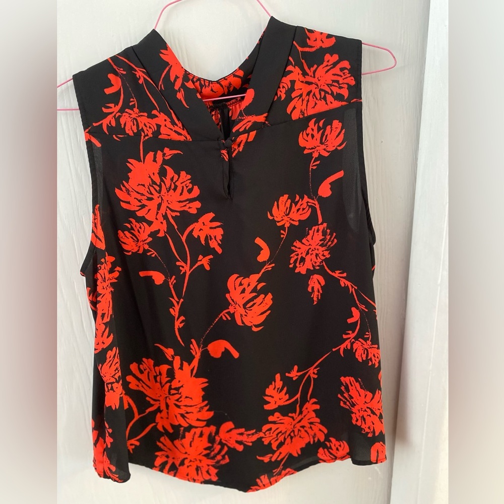 Women’s who what wear red and black XXL blouse